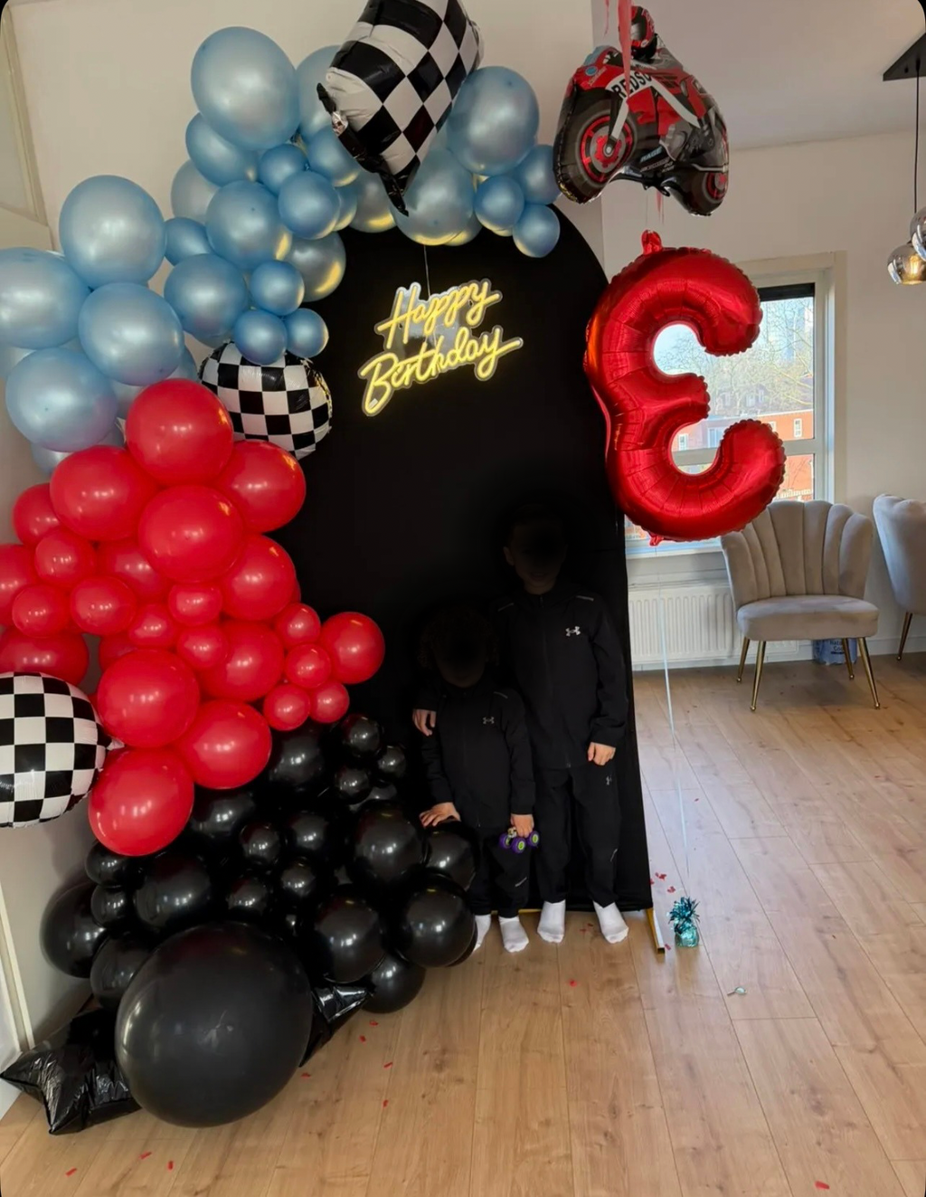Backdrop frame halfrond met ballonnen
